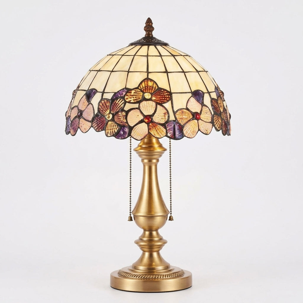 Vintage Table Lamp — Studio - Gradient | Generated by Modelize
